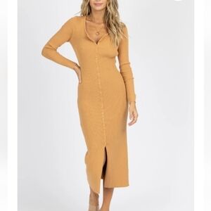 DEE Elly Camel Ribbed Knit Buttoned Midi Dress